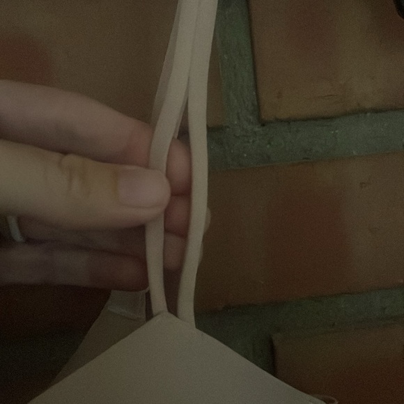 Victoria’s Secret 34D push-up bra worn once adjustable padded v front gold detai - Picture 5 of 9